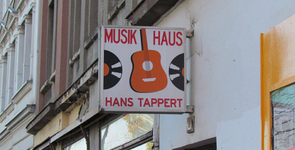 Musikhaus Hans Tappert, Baubeginn des historischen Gebäudes durch die IMMOVARIA GmbH